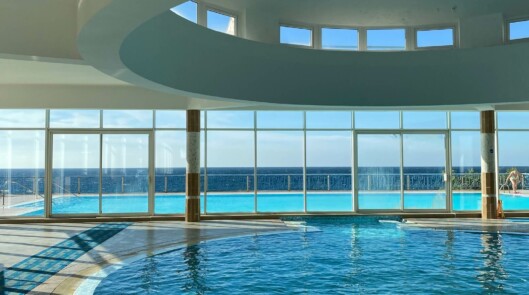 Бассейны и SPA